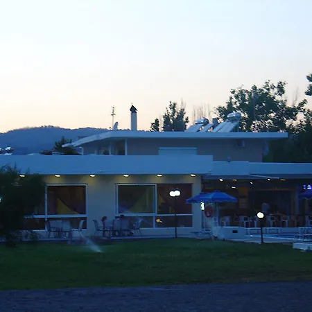 Stafilia Hotel 3*